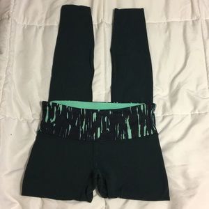 Lululemon leggings (reversible)